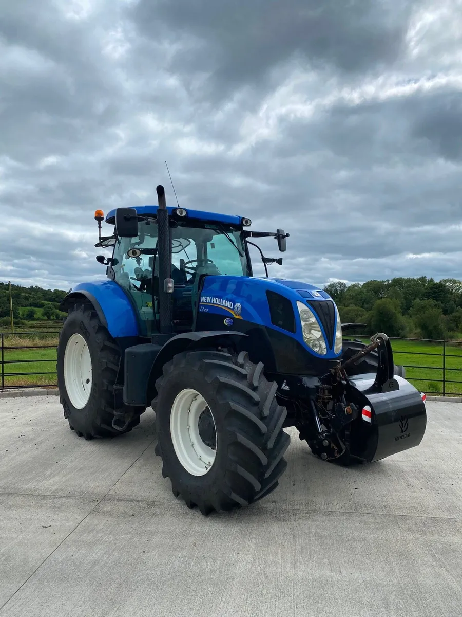 New Holland T7.210 - Image 2