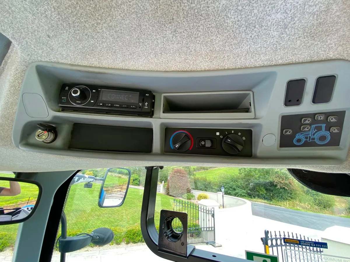 New Holland T7.210 - Image 3