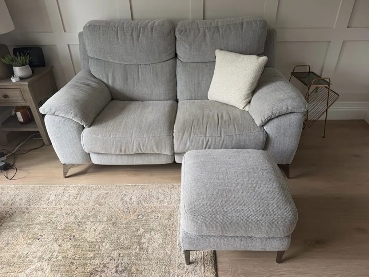 3+2+Footstool - Image 4