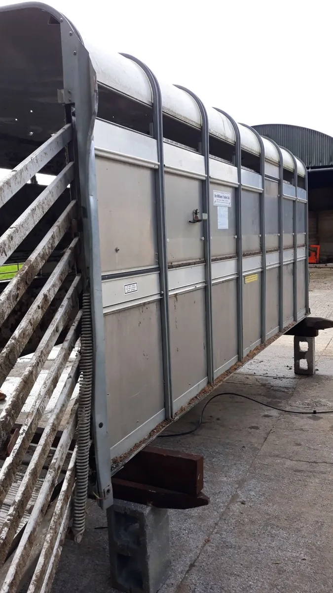 Ifor Williams Cattle body 14ft - Image 1