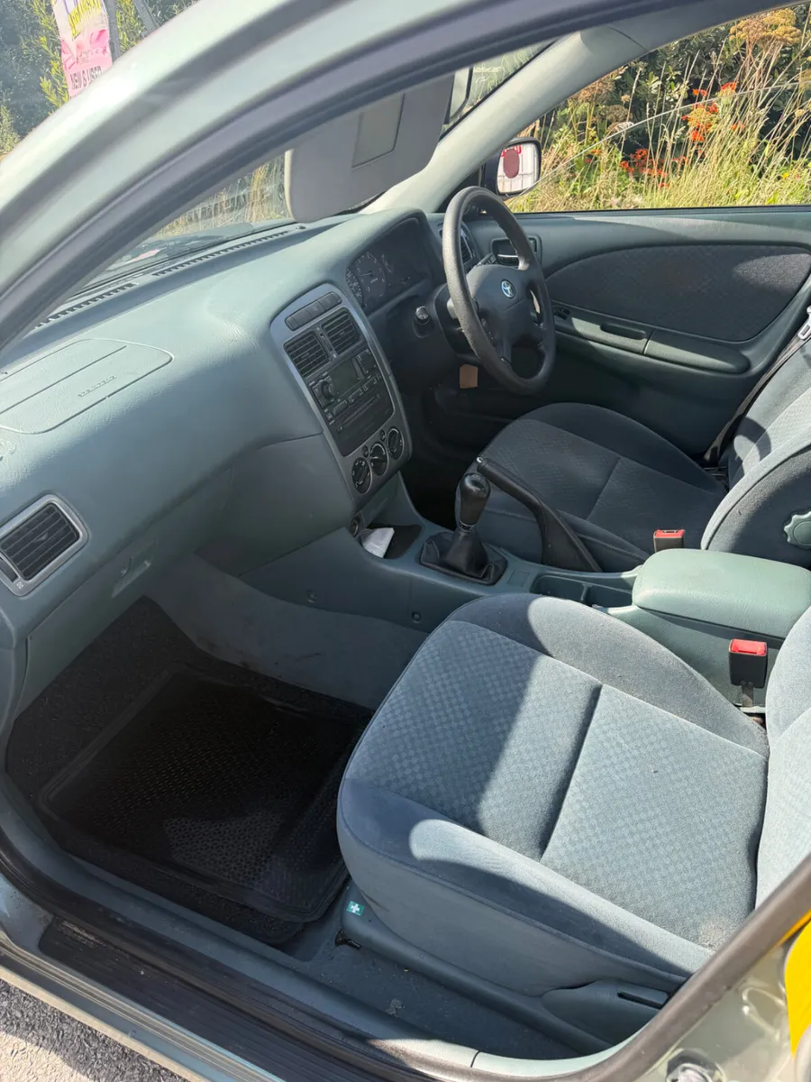 Toyota Avensis - Image 4