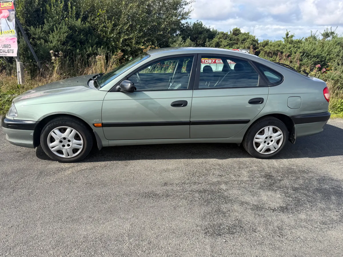 Toyota Avensis - Image 2