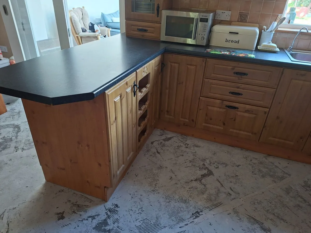 Kitchen - Image 2