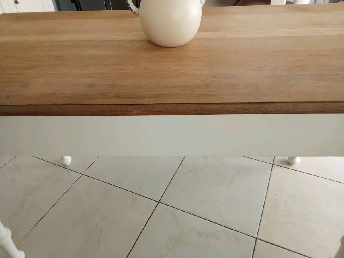 Farmhouse kitchen table - Image 2