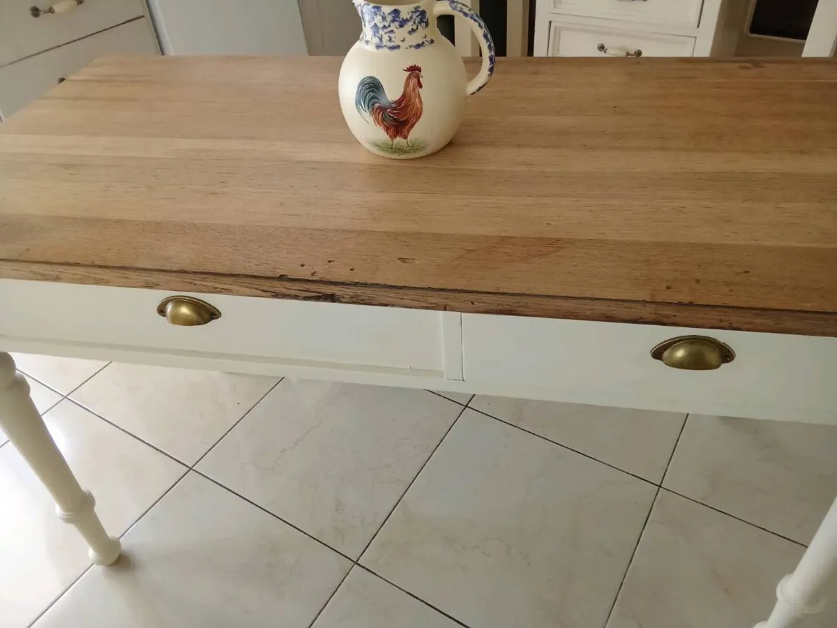Farmhouse kitchen table - Image 3