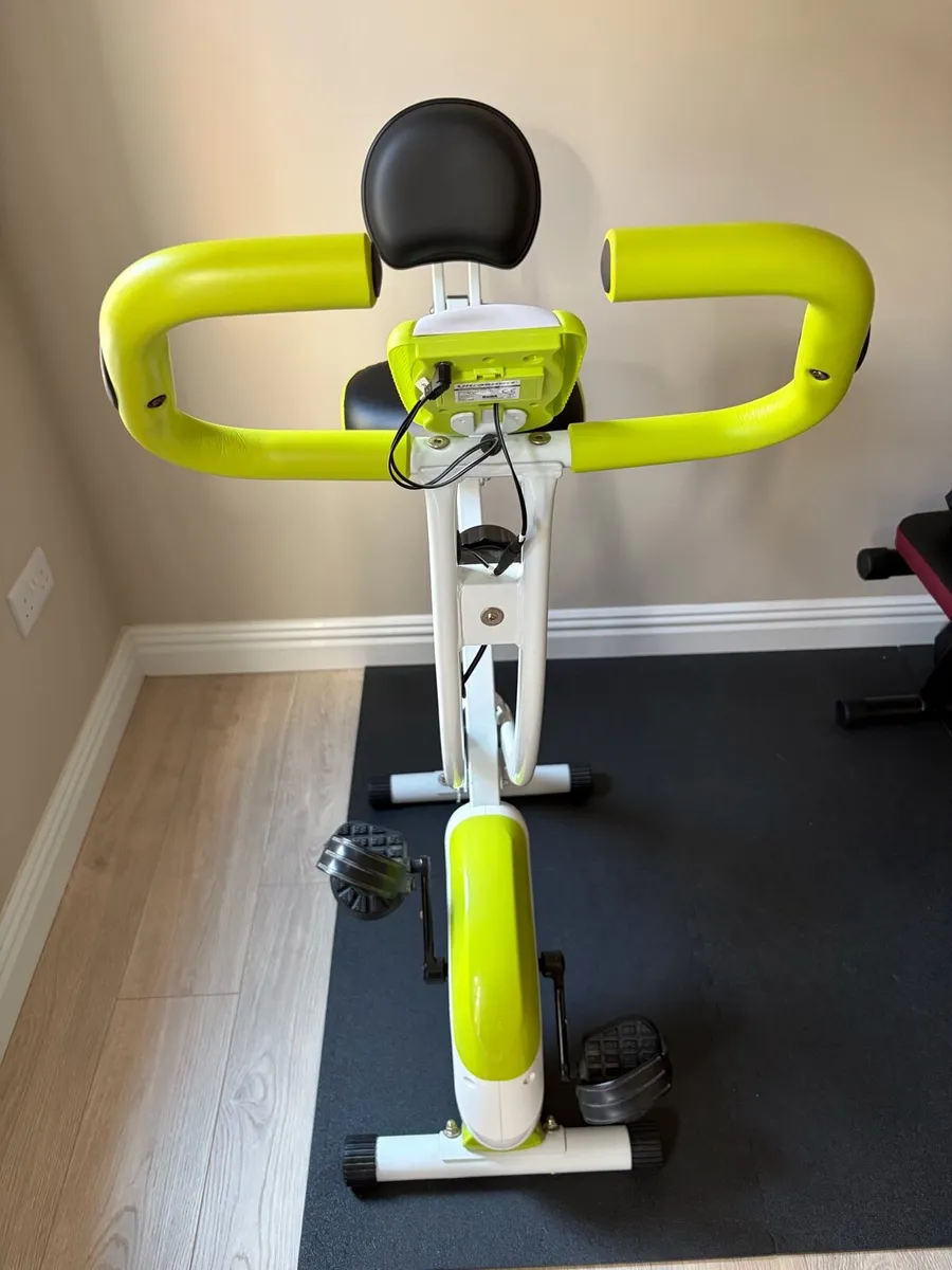 Exercise bike - Image 2