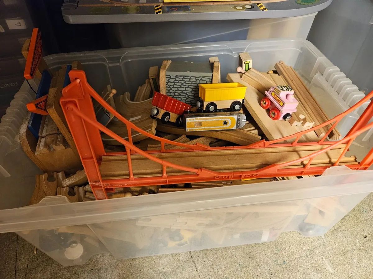 Toys - Image 4
