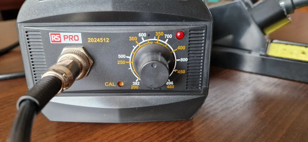 Analogue Soldering Station 65 W, 230V - Image 2