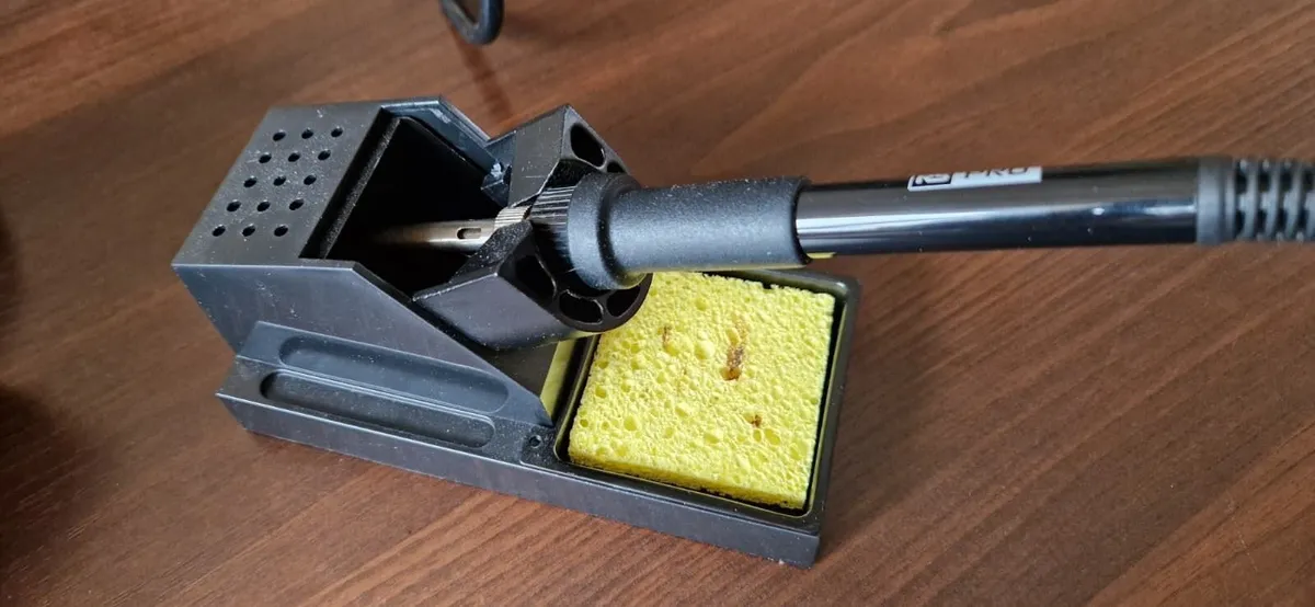 Analogue Soldering Station 65 W, 230V - Image 4