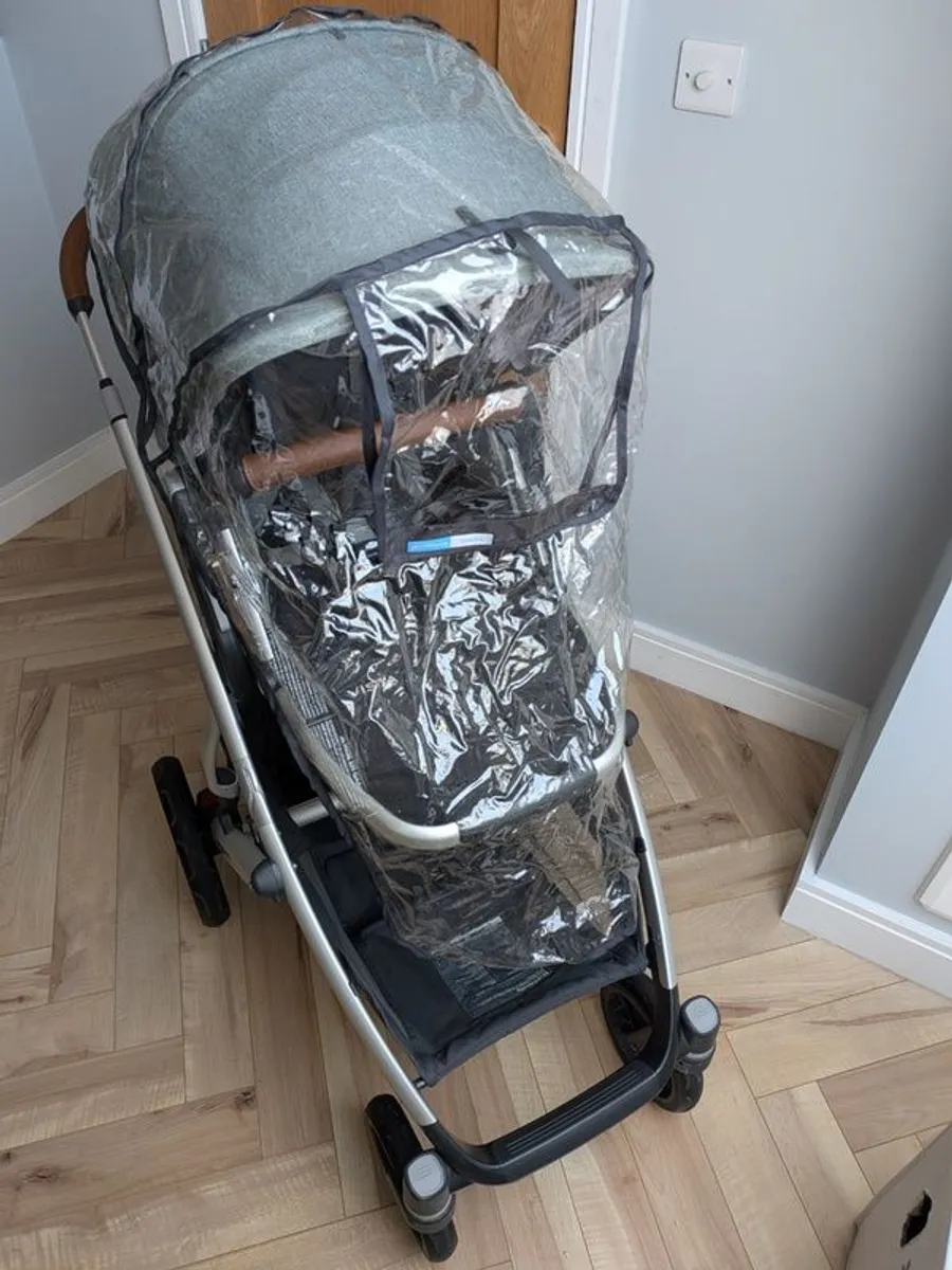 Uppababy Vista Pushchair System Buggy Bassinet Carrycot Emmett Green - Image 4
