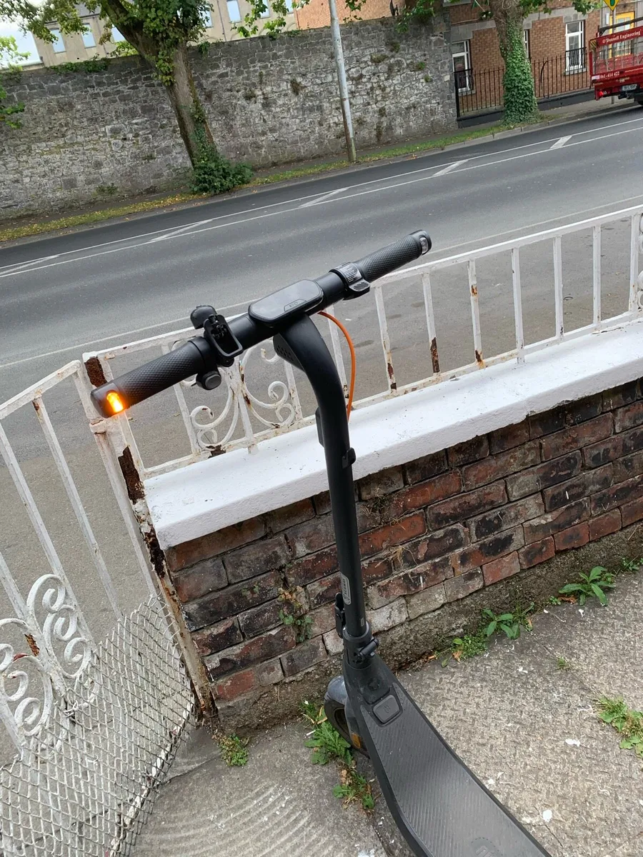 Outdoor bikes electric scooters etc - Image 4