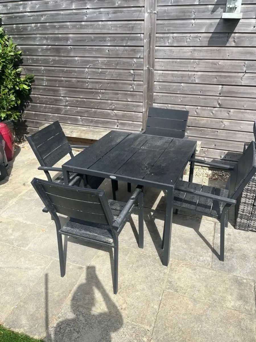 outdoor table and chairs - Image 2