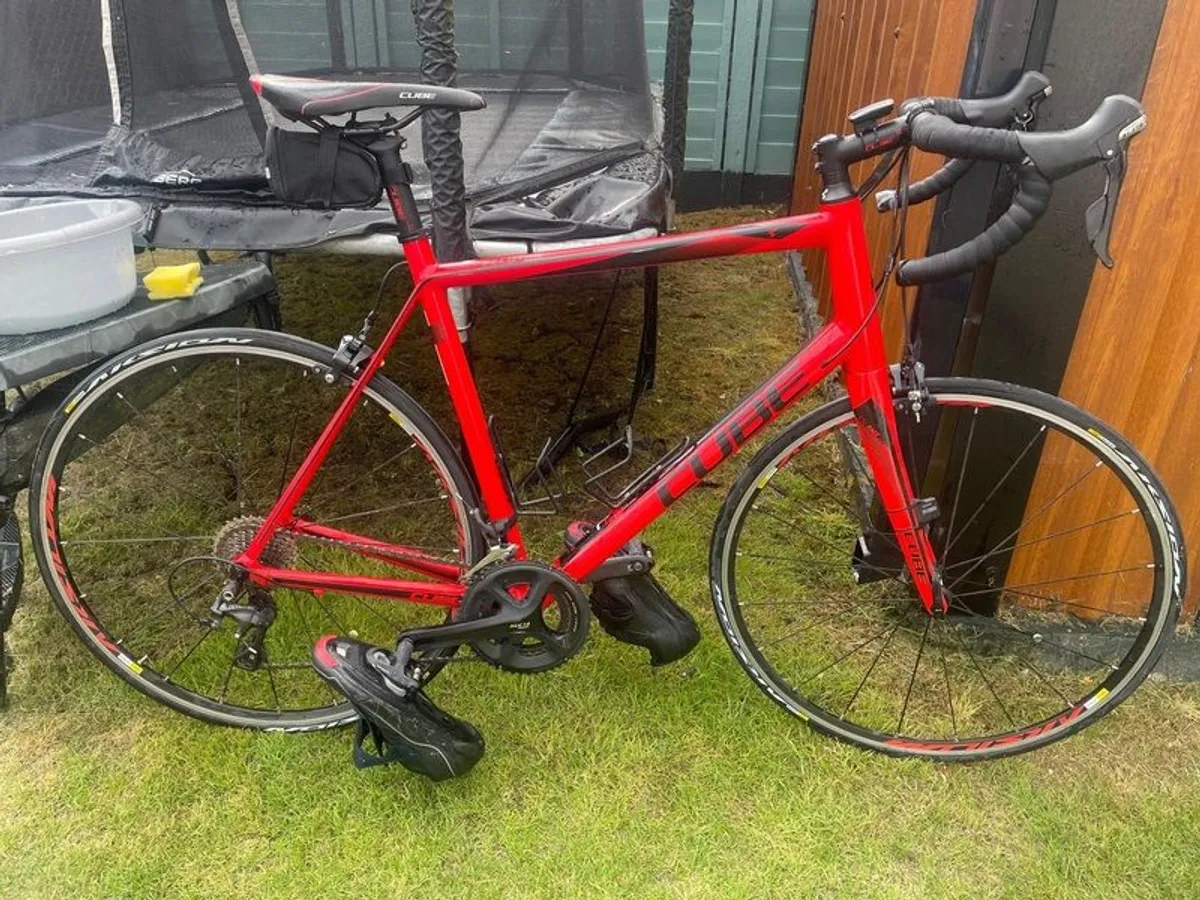 Cube Peloton 62 Road Bike - Image 1