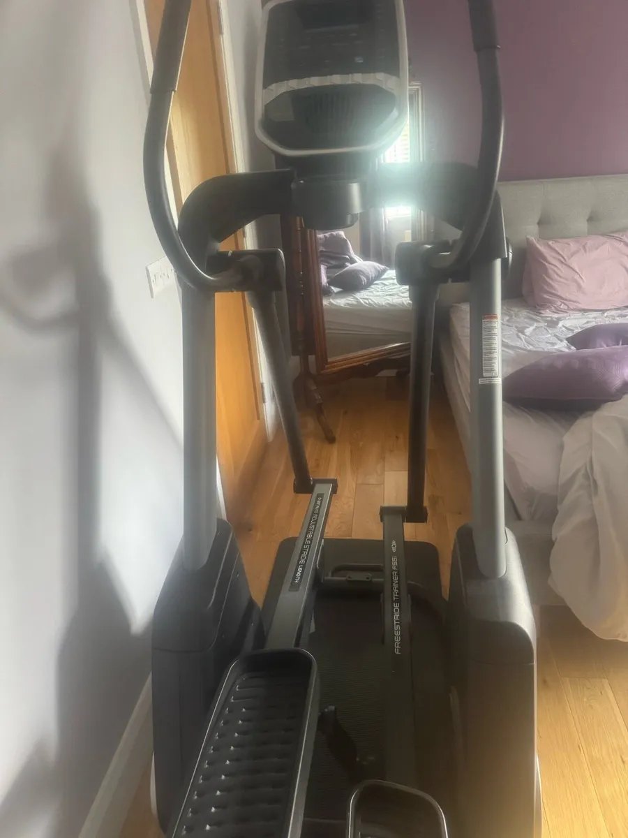 Nordic Track Cross Trainer - Image 3