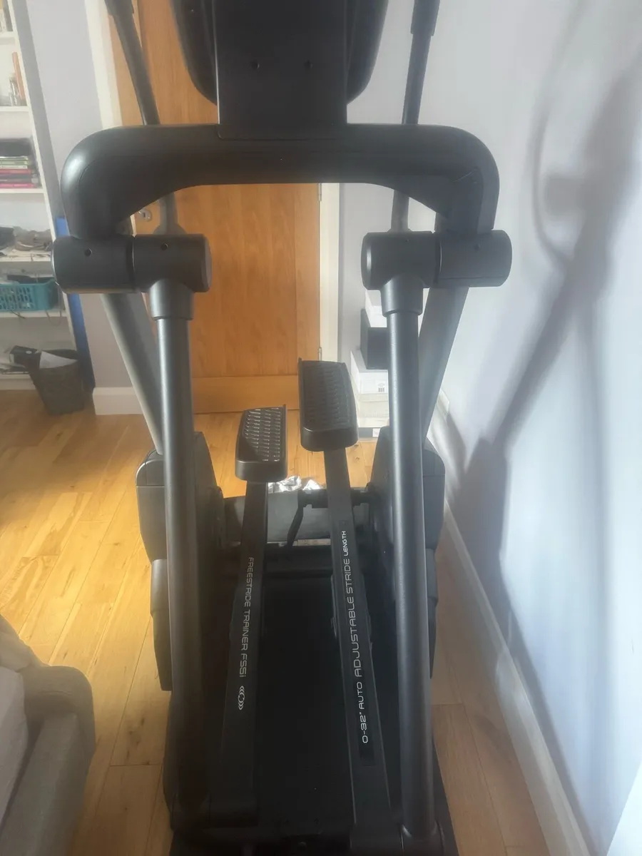 Nordic Track Cross Trainer - Image 4