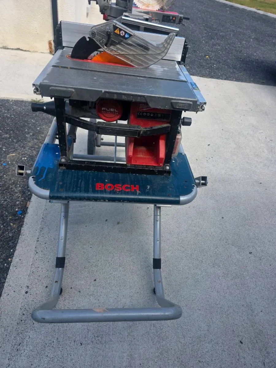 Milwaukee m18 chopsaw and tablesaw with stands - Image 3