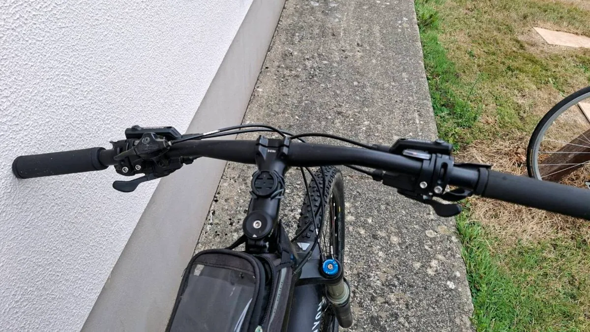 Canyon mountain bike - Image 3