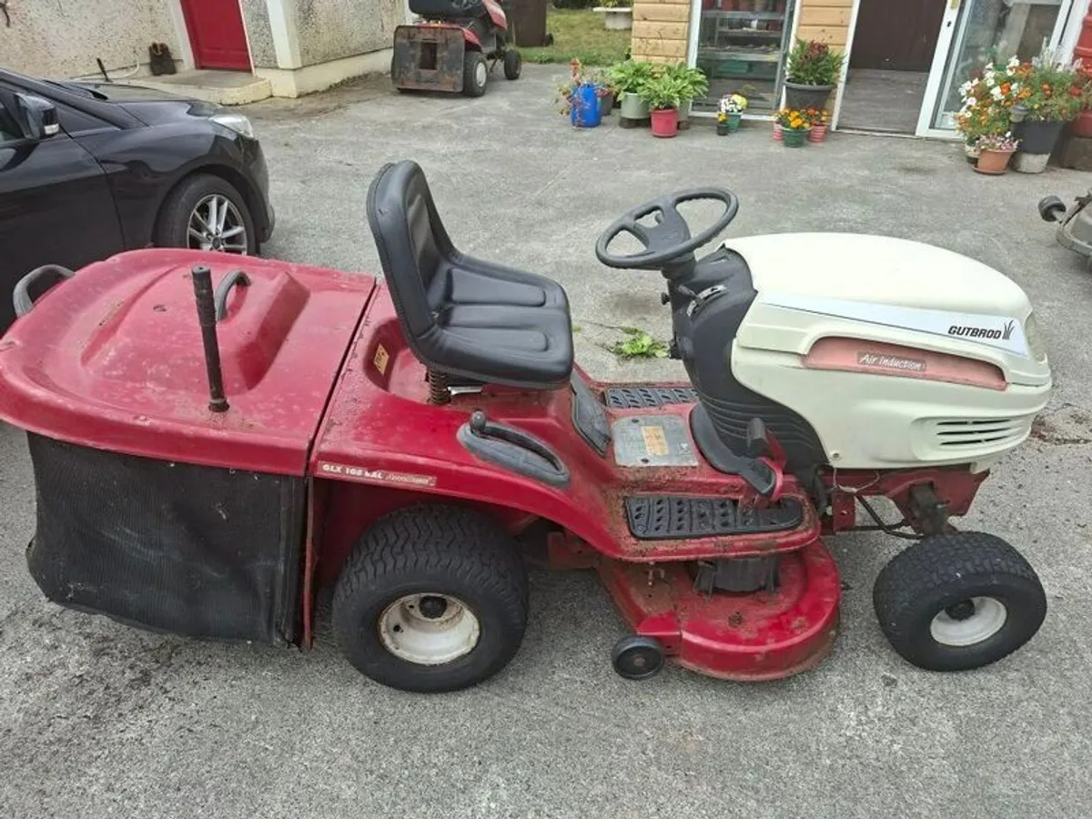 Rideon lawnmower - Image 3