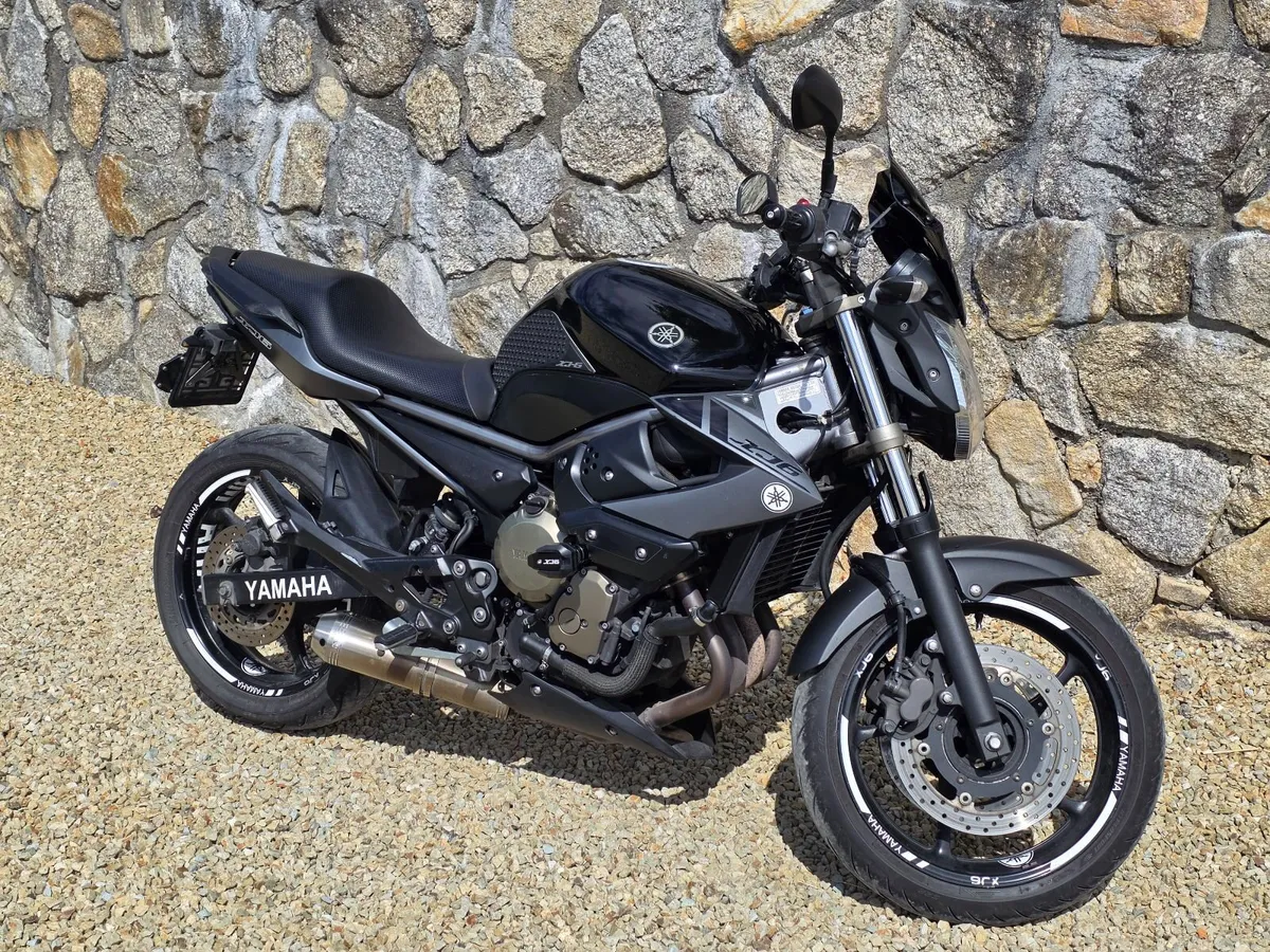 YAMAHA XJ6 2009 - Image 2