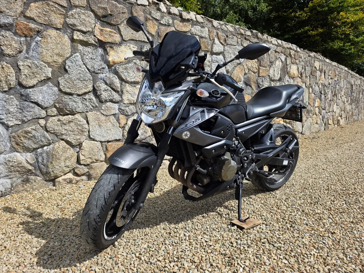 YAMAHA XJ6 2009 - Image 3