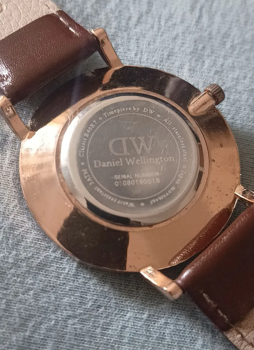 Daniel Wellington Men's Watch - Image 3
