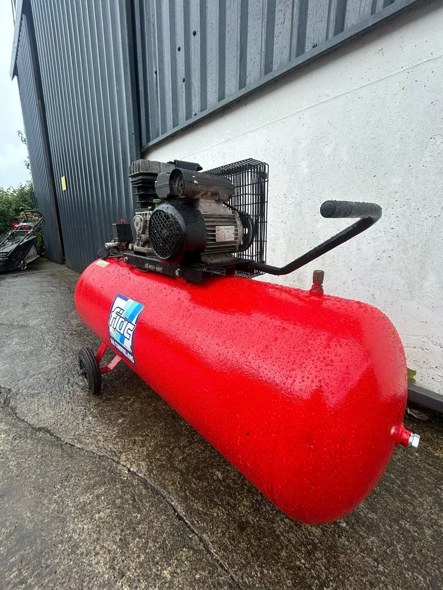 200L Fiac air compressor - Image 2