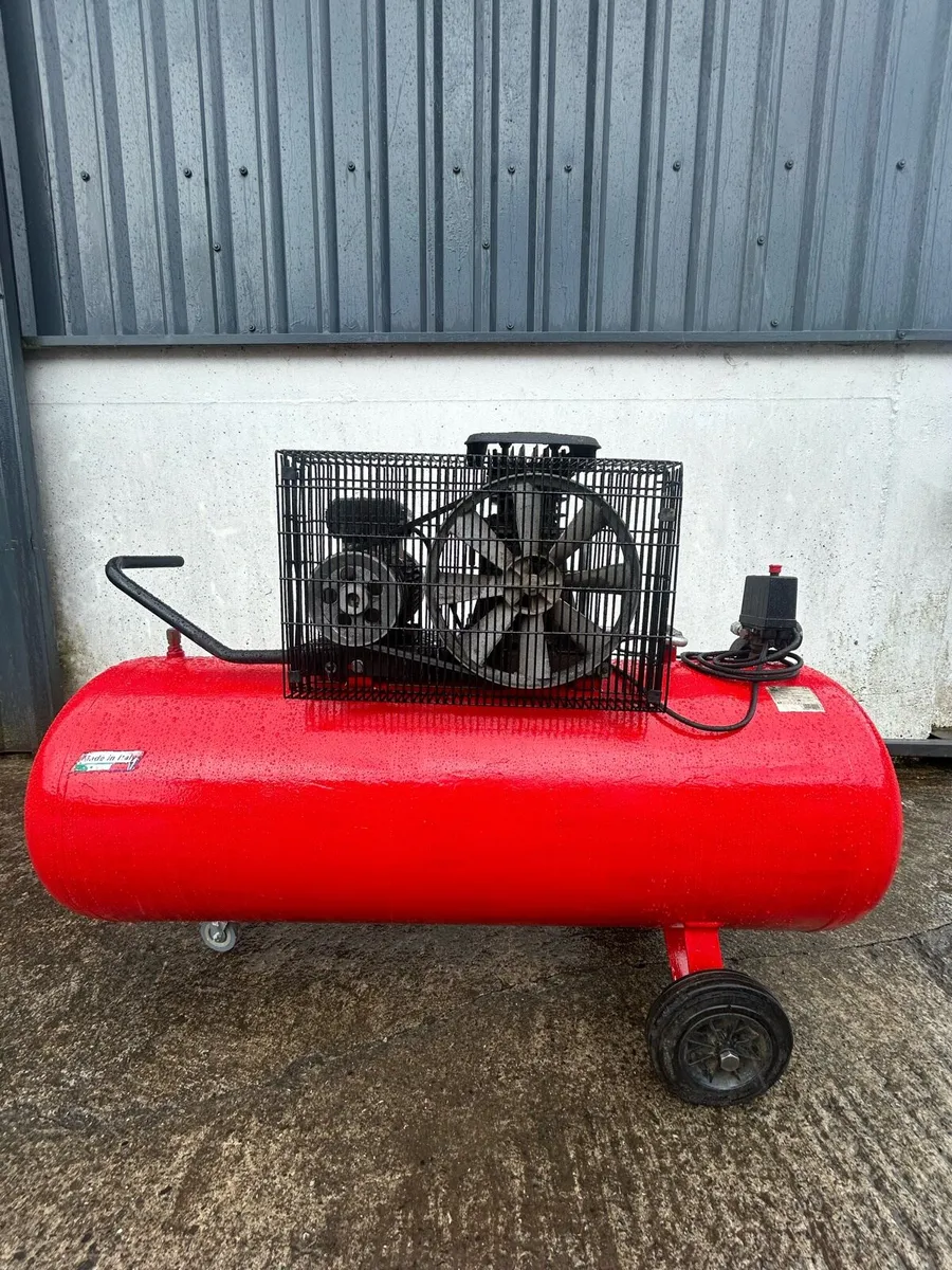 200L Fiac air compressor - Image 4