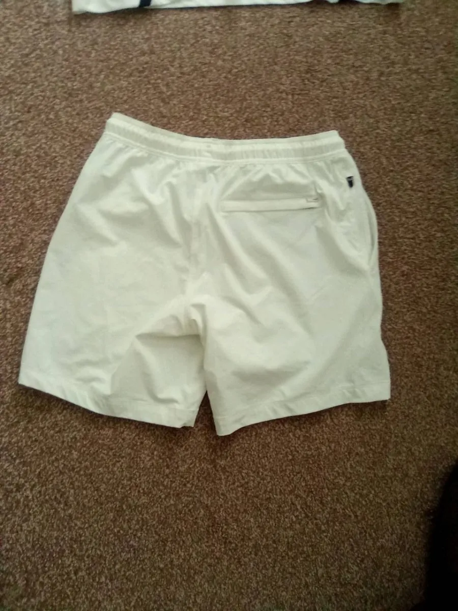 LIMERICK.   JERSEY.   AND.  SHORTS - Image 2