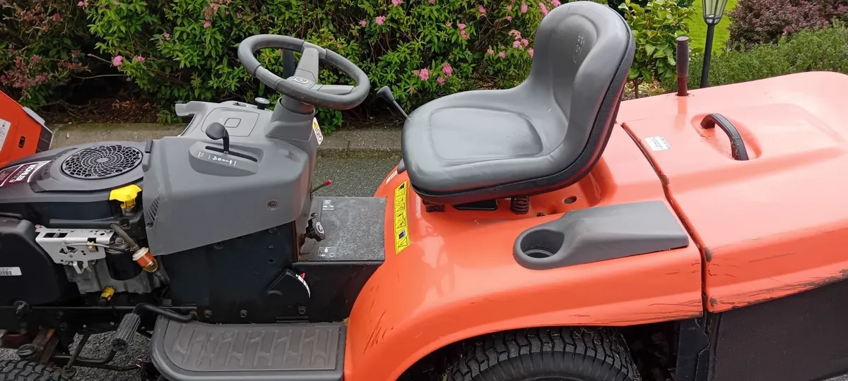 Ride on lawnmower Husqvarna CTH171 - Image 1