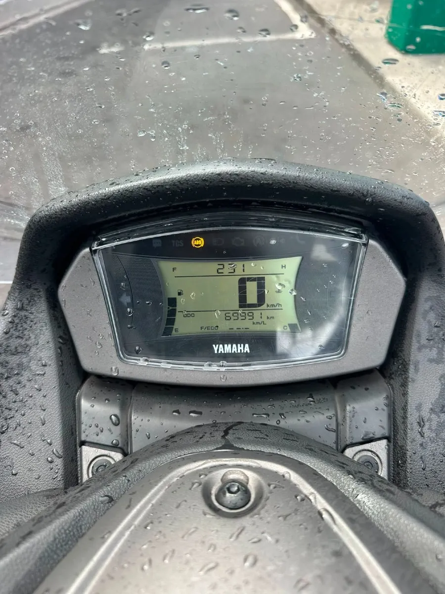2021 Yamaha NMAX 125 - Great Condition - Image 3