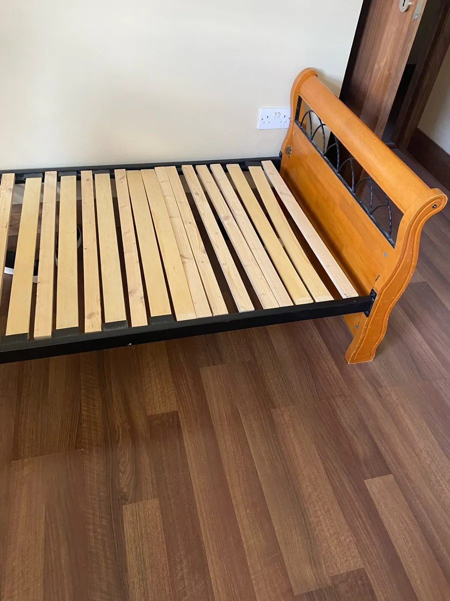 Bed frame wooden single - Image 3