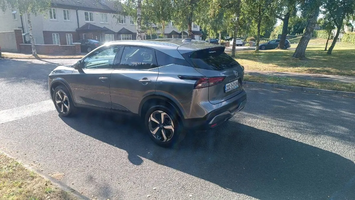 2023 Nissan Qashqai 1,5 hybrid only 12k km. - Image 3