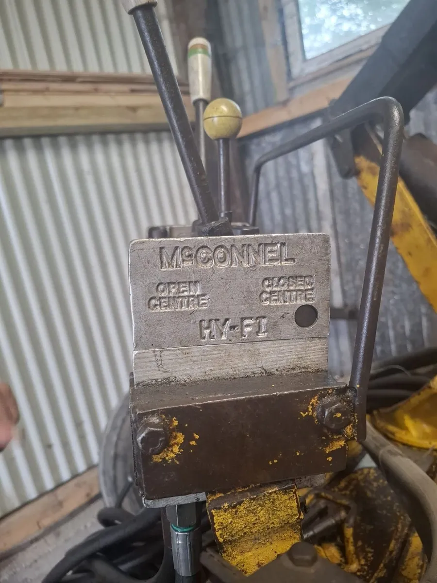 Mcconnel PA 44 Hedge Cutter - Image 4