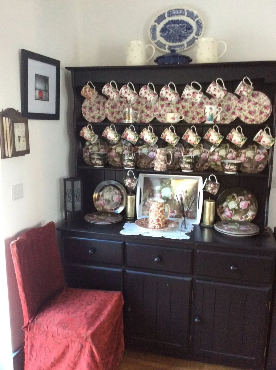 Black Welsh Pine Dresser plus China & Ware - Image 2