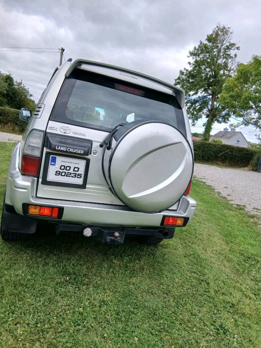 TOYOTA LANDCRUISER - Image 3