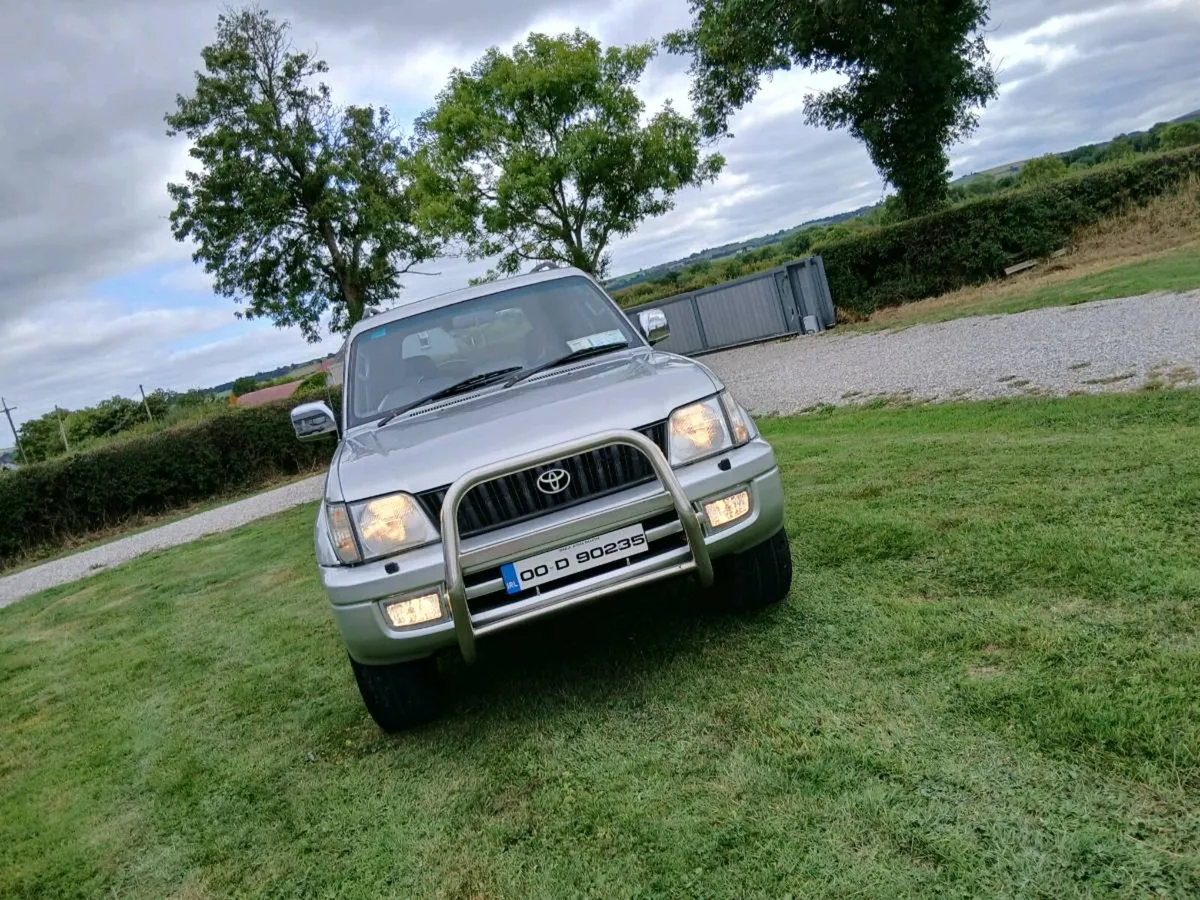 TOYOTA LANDCRUISER - Image 4