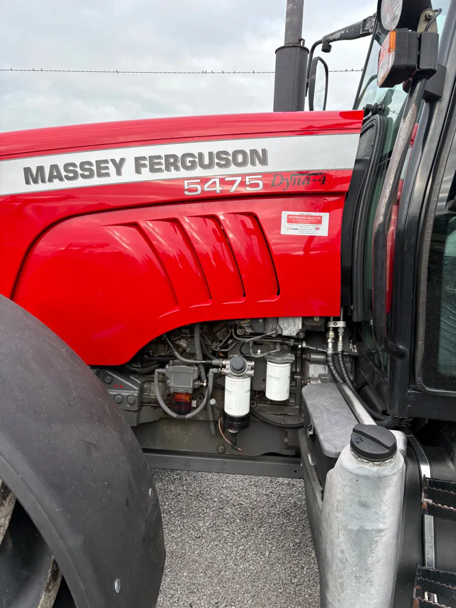 Massey Ferguson 5475 Tractor - Image 4