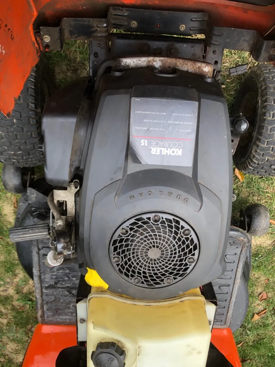 HUSQVARNA CTH 151 RIDE ON MOWER - Image 2