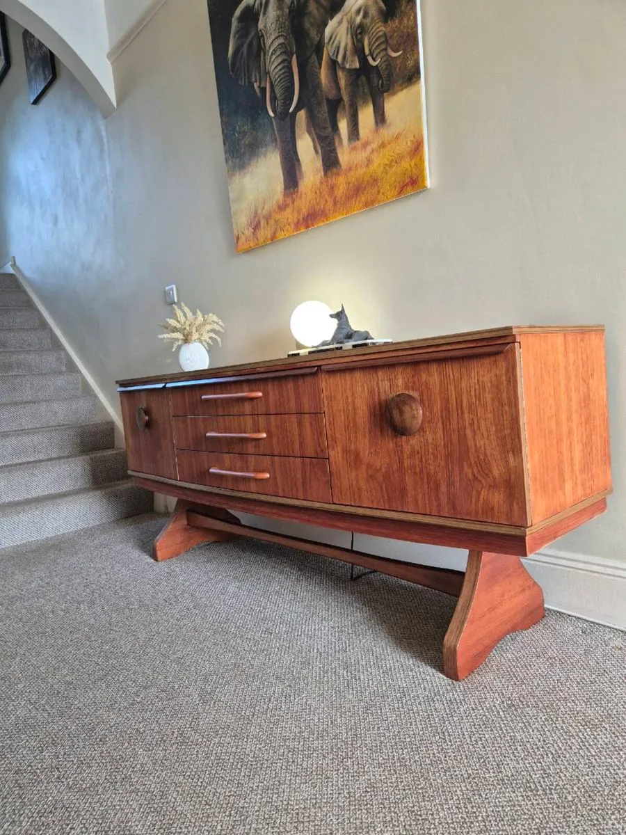 Mid Century sideboard - Image 3