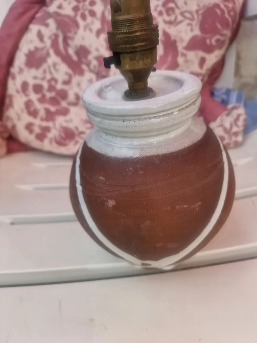 Stephen Pearce pottery. - Image 1