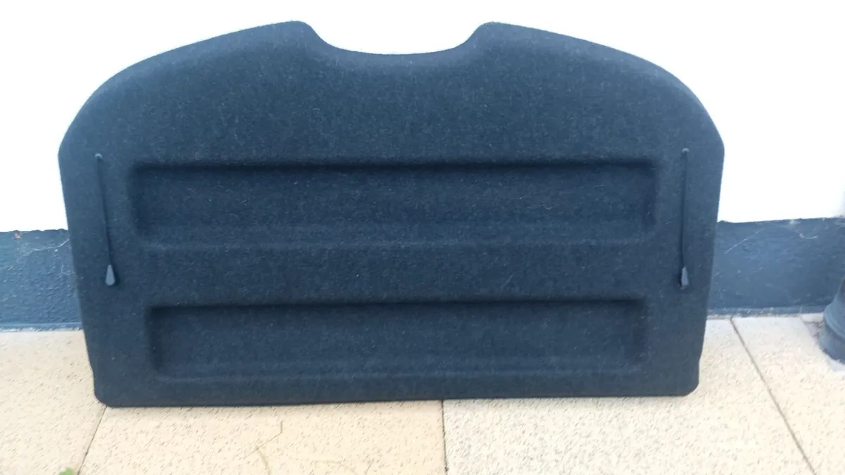 Qashqai Parcel shelf - Image 1