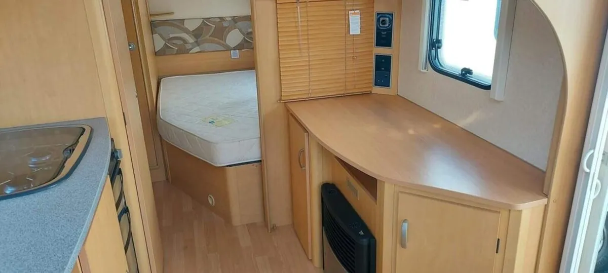Caravan - Image 4