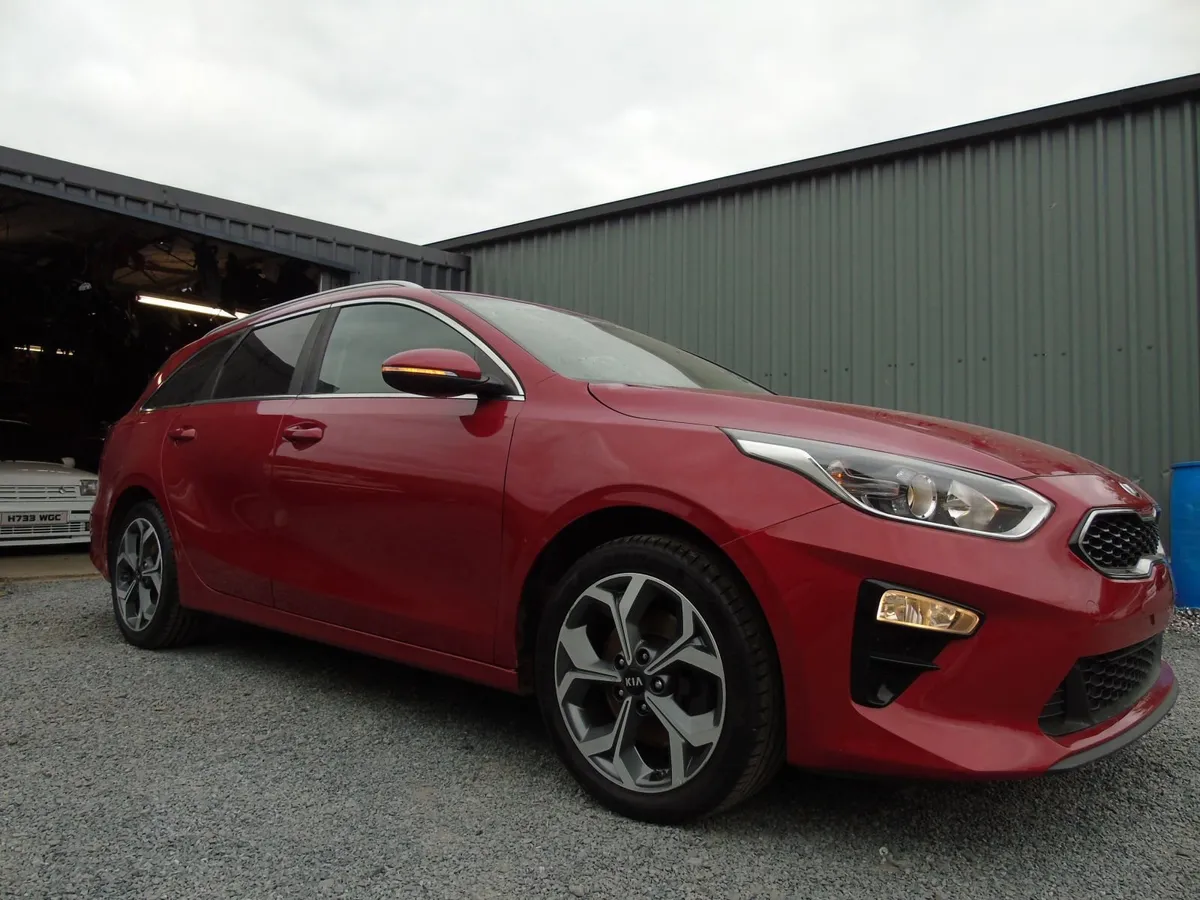 kia ceed estate & hatch 2022 breaking 1.6 diesel - Image 4