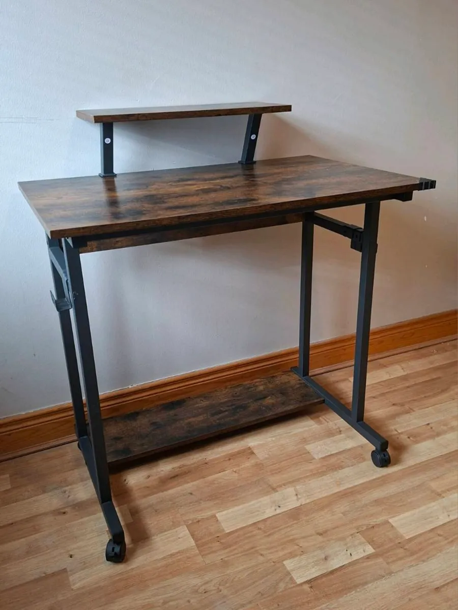 Computer Desk - Image 1