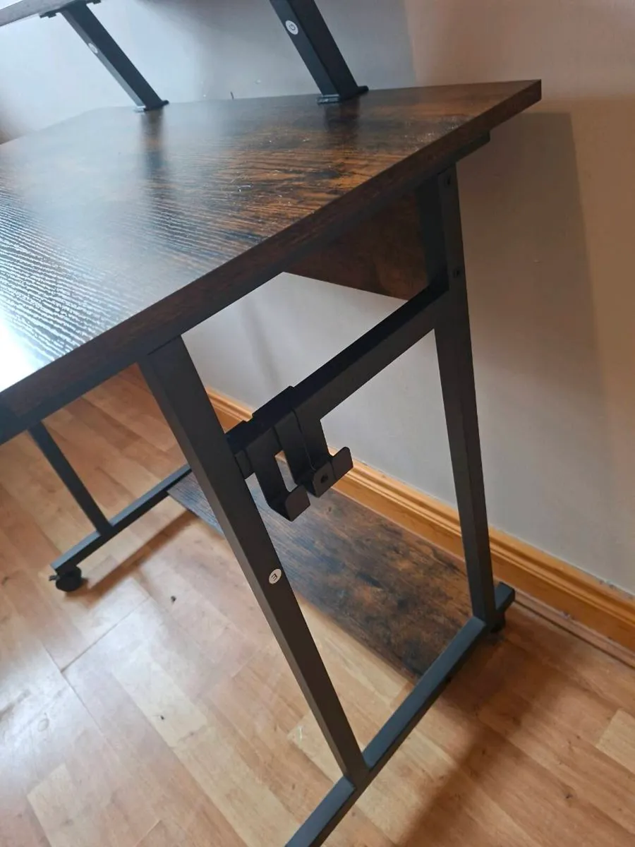 Computer Desk - Image 2