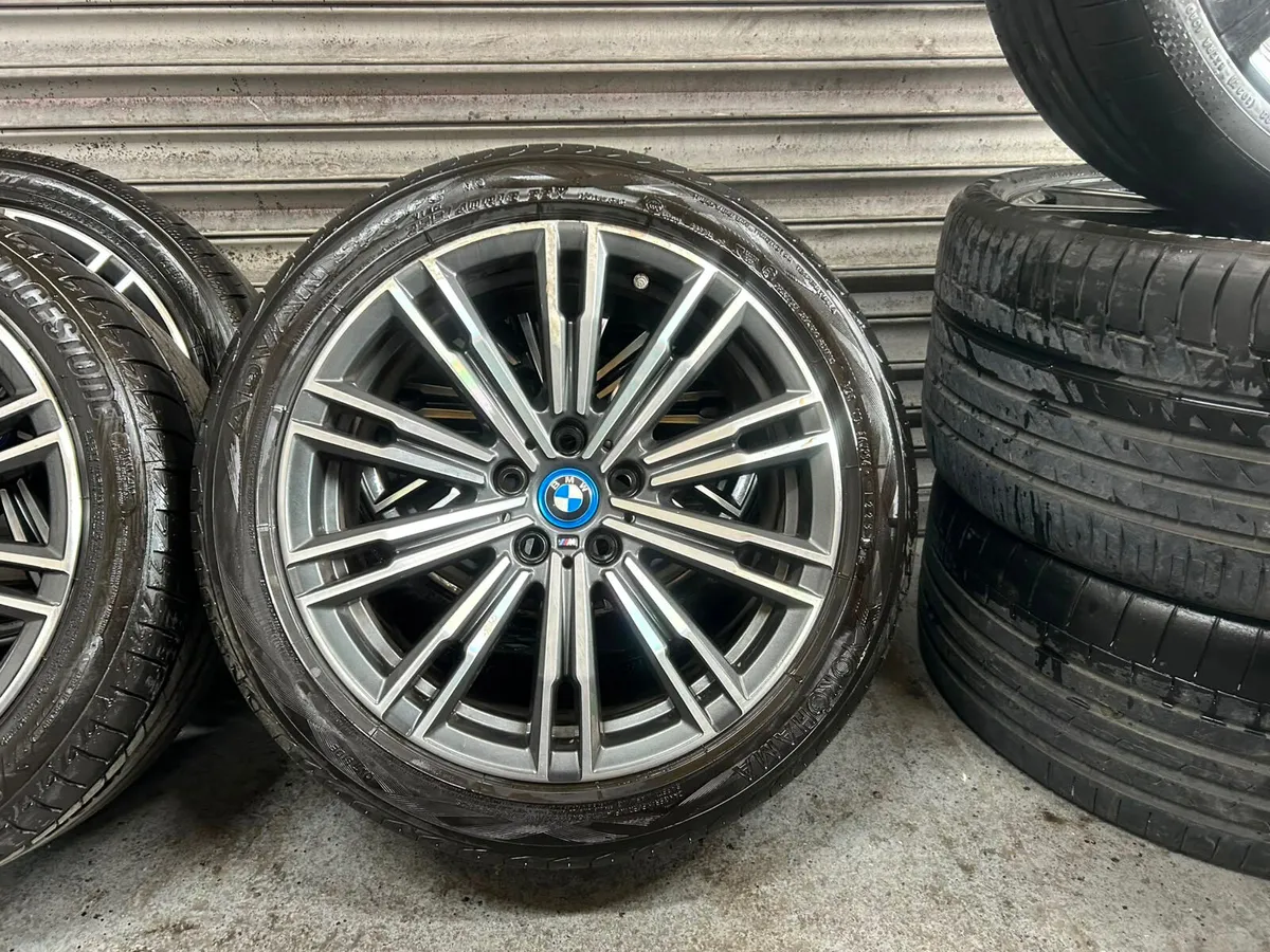 BMW 3 Series M-Sport Alloys 18” - Image 4
