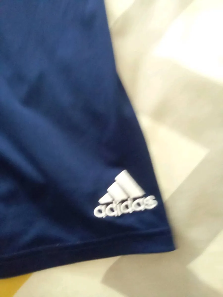 ADDIDAS.  MEDIUM.  SIZE.   SHORTS.  BLUE. - Image 2
