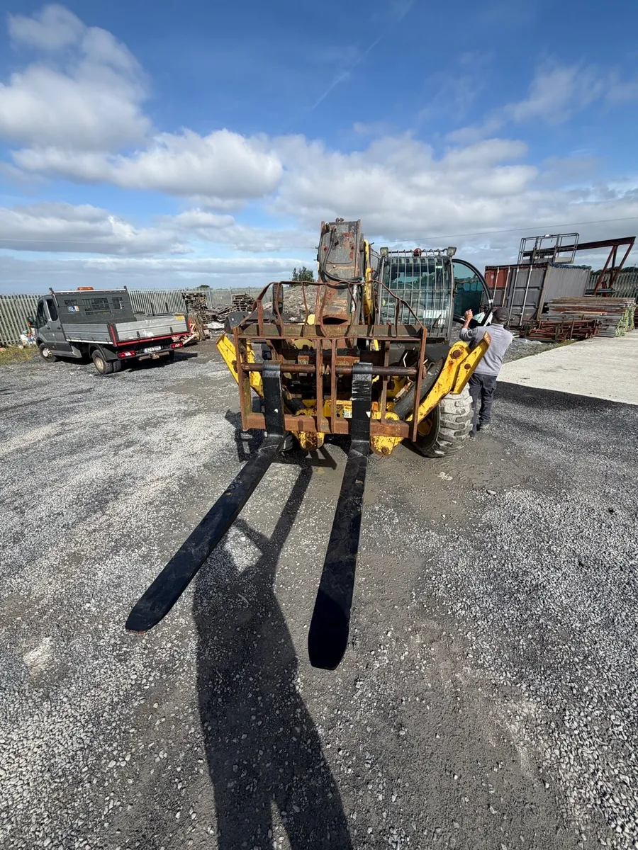 New Holland Telehandler LM1345 Turbo - Image 3