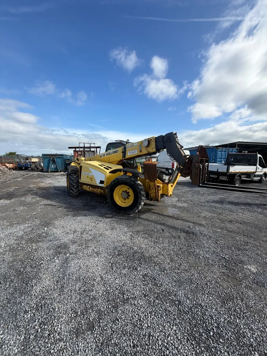 New Holland Telehandler LM1345 Turbo - Image 1