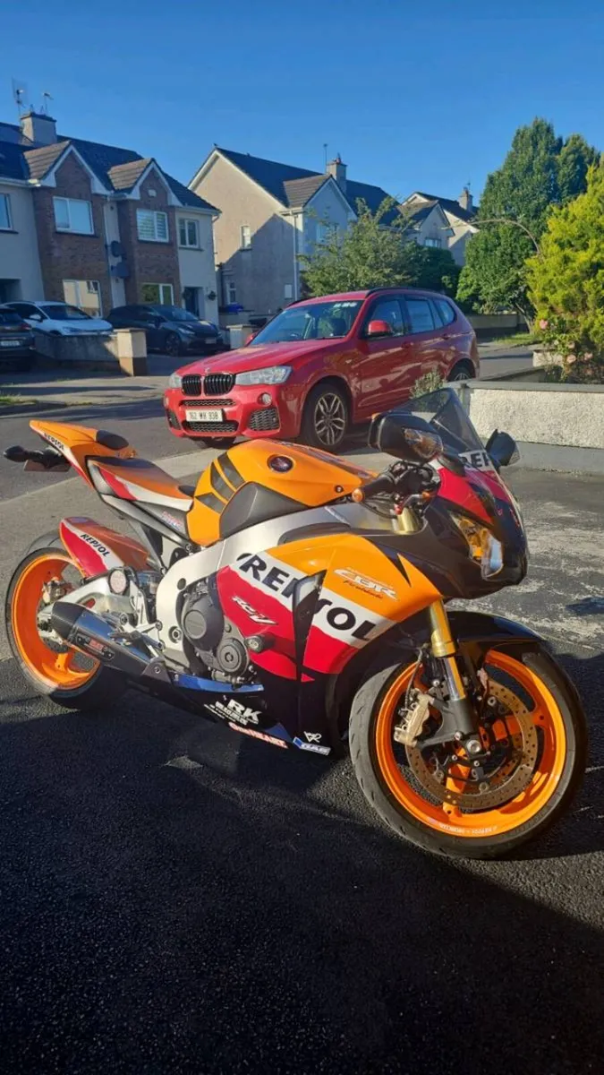 2011 honda cbr 1000rr firebalde - Image 2